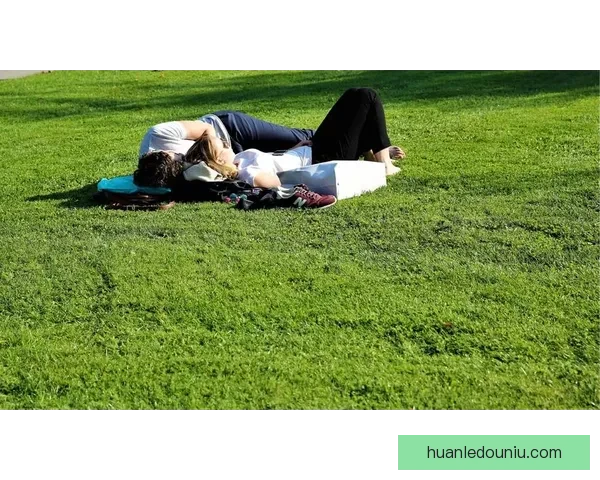 奥地利维也纳青年主场大胜卢斯特瑙三比一获胜